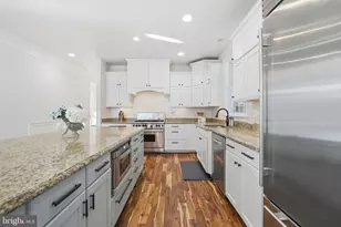 2905 Hibbard St, Oakton, VA 22124 - Photo 21