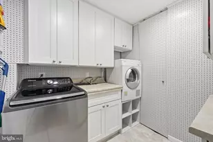 5206 Leeward Ln, Alexandria, VA 22315 - Photo 27