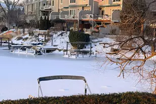 11292 Harbor Ct, Reston, VA 20191 - Photo 3