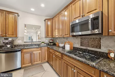 8909 Yellow Daisy Place, Lorton, VA 22079 - Photo 5