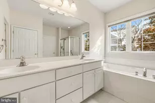 8909 Yellow Daisy Pl, Lorton, VA 22079 - Photo 17