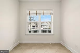 8909 Yellow Daisy Pl, Lorton, VA 22079 - Photo 9