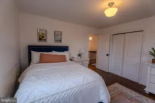 308 Old Court House Rd NE, Vienna, VA 22180 - Photo 5