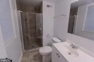 308 Old Court House Rd NE, Vienna, VA 22180 - Photo 15