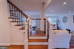 308 Old Court House Rd NE, Vienna, VA 22180 - Photo 11