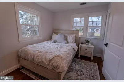 308 Old Courthouse Road NE, Vienna, VA 22180 - Photo 3