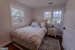 308 Old Court House Rd NE, Vienna, VA 22180 - Photo 3