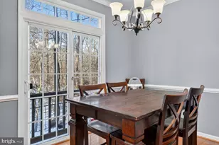 7749 Milford Haven Dr, Lorton, VA 22079 - Photo 9