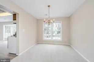 5708 Harrison House Ct, Centreville, VA 20120 - Photo 9