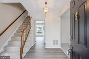 5708 Harrison House Ct, Centreville, VA 20120 - Photo 5