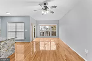 13584 Cedar Run Ln, Herndon, VA 20171 - Photo 11