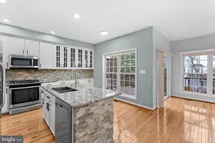 13584 Cedar Run Ln, Herndon, VA 20171 - Photo 19