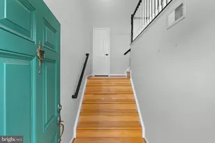 13584 Cedar Run Ln, Herndon, VA 20171 - Photo 3