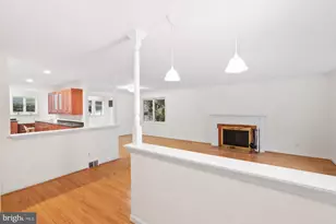 7423 Exmore St, Springfield, VA 22150 - Photo 5