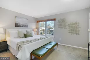 5918 Roberts Common Ct, Burke, VA 22015 - Photo 17