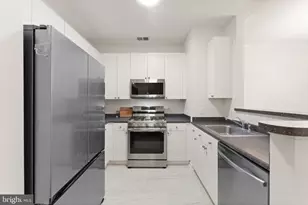 2791 Centerboro Dr, Vienna, VA 22181 - Photo 7