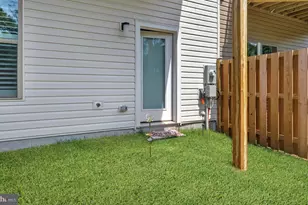 2603 Loganberry Dr, Herndon, VA 20171 - Photo 31