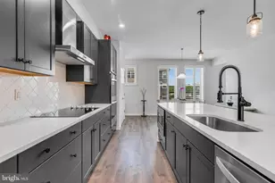 2603 Loganberry Dr, Herndon, VA 20171 - Photo 9