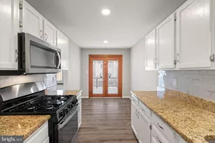 14532 Eddy Ct, Centreville, VA 20120 - Photo 15