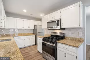 14532 Eddy Ct, Centreville, VA 20120 - Photo 13