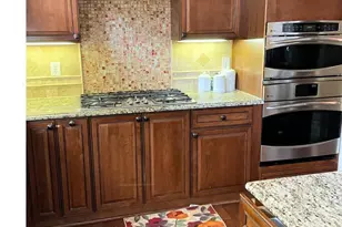 9908 E Hill Dr, Lorton, VA 22079 - Photo 3