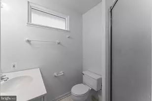 6703 Cimarron St, Springfield, VA 22150 - Photo 25