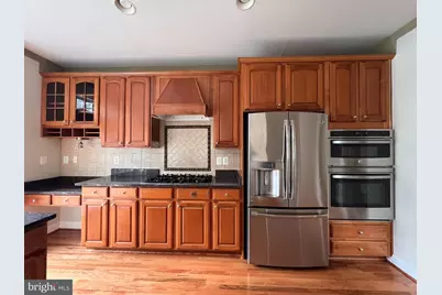 [Address not provided], Oakton, VA 22124 - Photo 7