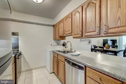 14431 Saint Germain Drive, Centreville, VA 20121 - Photo 9