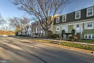 14431 St Germain Dr, Centreville, VA 20121 - Photo 3