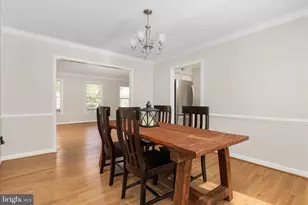 7917 Donegal Ln, Springfield, VA 22153 - Photo 9