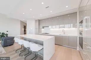 7887 Jones Branch Dr, McLean, VA 22102 - Photo 13