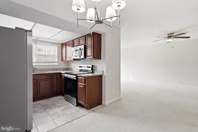 3902 Golf Tee Court #101, Fairfax, VA 22033 - Photo 9