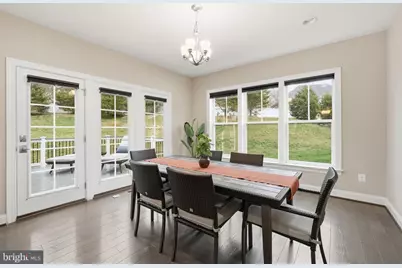 8940 Silvan Woods Court, Fairfax, VA 22031 - Photo 17