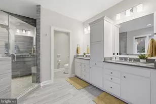 8940 Silvan Woods Ct, Fairfax, VA 22031 - Photo 31