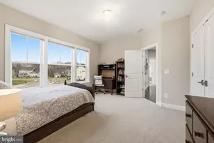 8940 Silvan Woods Ct, Fairfax, VA 22031 - Photo 37