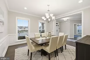8940 Silvan Woods Ct, Fairfax, VA 22031 - Photo 9