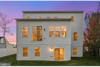 7505 Magarity Road, Falls Church, VA 22043 - Photo 61