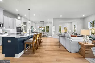 7505 Magarity Rd, Falls Church, VA 22043 - Photo 5