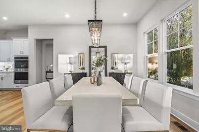 7505 Magarity Road, Falls Church, VA 22043 - Photo 17