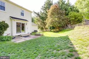 6322 Glenbard Rd, Burke, VA 22015 - Photo 33