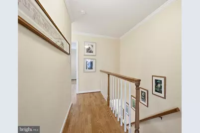 207 Locust Street SE, Vienna, VA 22180 - Photo 17