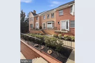 207 Locust Street SE, Vienna, VA 22180 - Photo 3