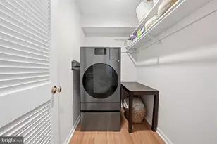 8231 Kings Charter Ln, Springfield, VA 22152 - Photo 29