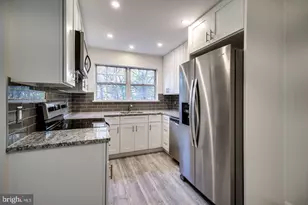 3803 Green Ridge Ct, Fairfax, VA 22033 - Photo 7