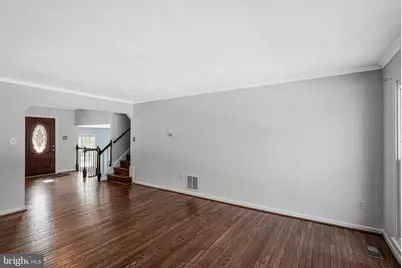 11820 Wayland Street, Oakton, VA 22124 - Photo 7