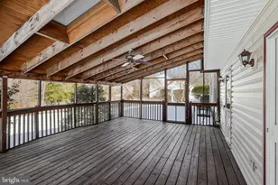 11820 Wayland St, Oakton, VA 22124 - Photo 17