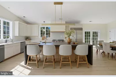 300 Lewis Street NW, Vienna, VA 22180 - Photo 5