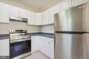 1963 Villaridge Dr, Reston, VA 20191 - Photo 9