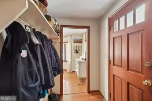 3180 Holmes Run Rd, Falls Church, VA 22042 - Photo 35