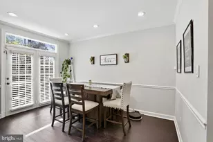 8176 Madrillon Ct, Vienna, VA 22182 - Photo 9